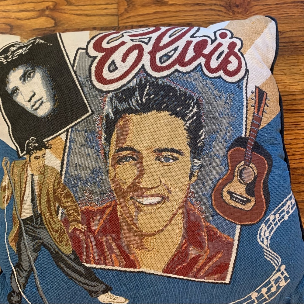 Vintage Elvis Presley Themed Throw Pillow Chair Sofa Couch Bed Canvas
Home Decor - Picture 3 of 10